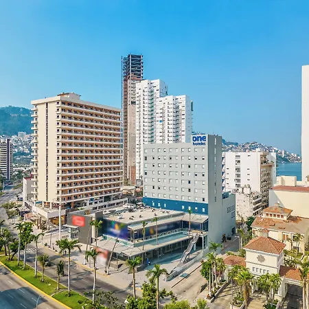 One Acapulco Costera-2